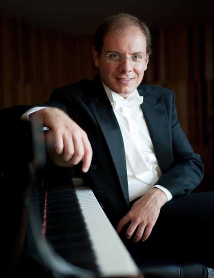 ANTÓNIO OLIVEIRA - PIANO SOLO