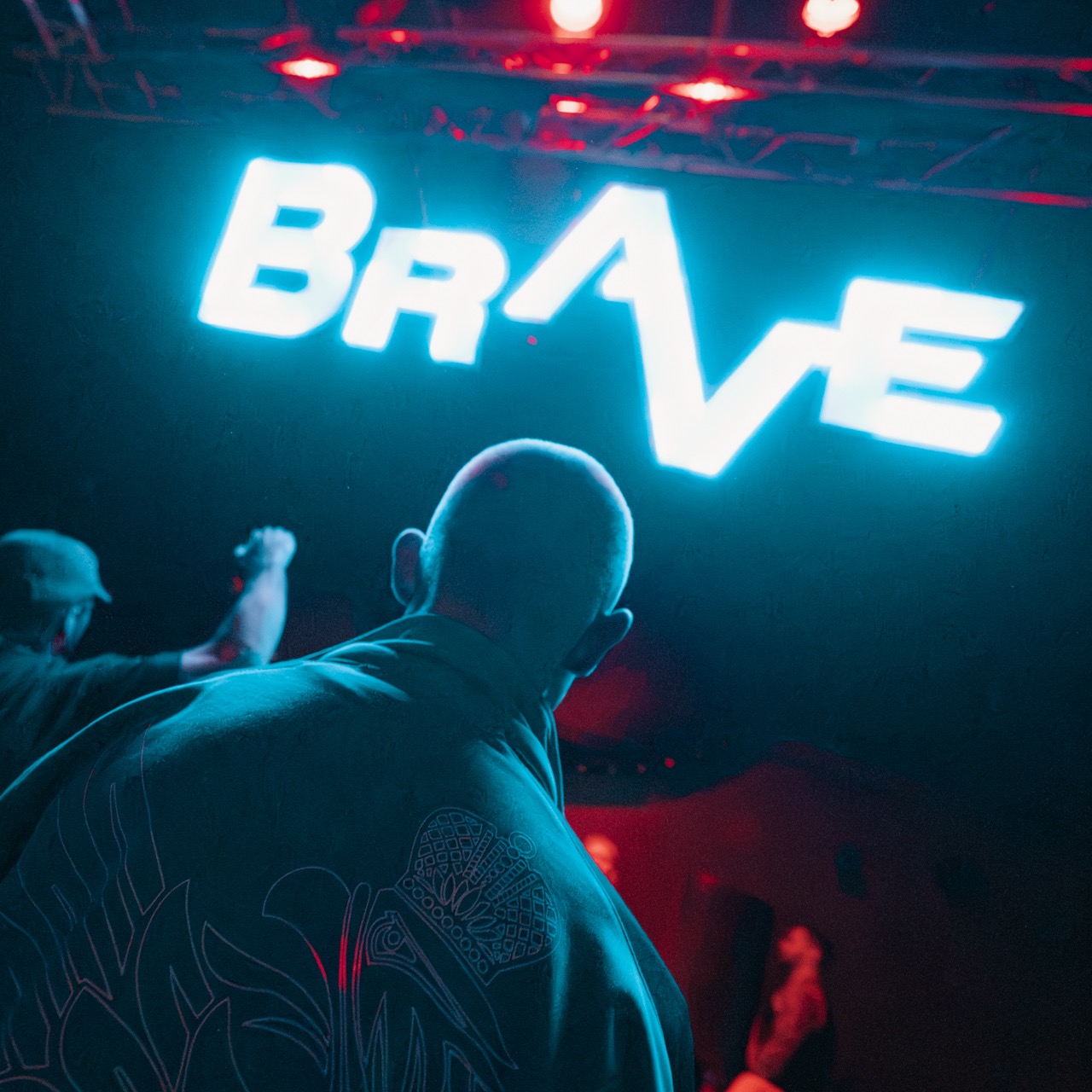 BRAVE x MTW