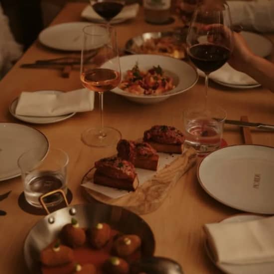 Official cover of the event San Valentín bajo las velas para 2 + menú en La Zambra Resort 5