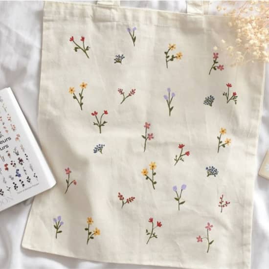 Official cover of the event Pinta tu tote bag: taller creativo