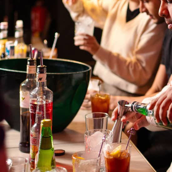 Official cover of the event Masterclass de cócteles chingones en Tiktako