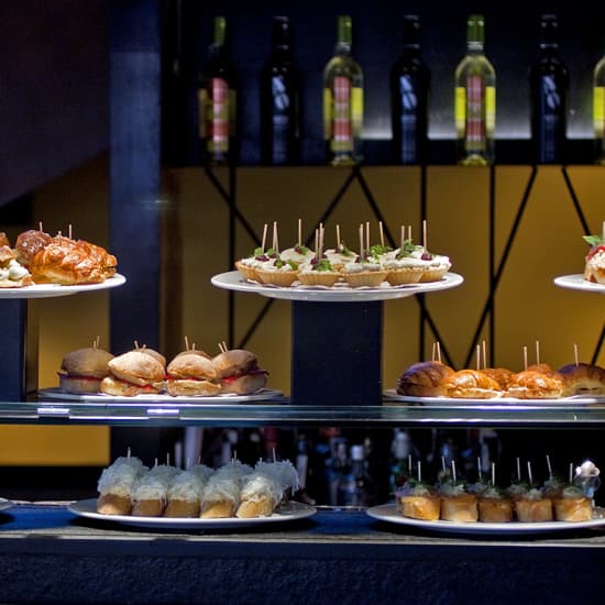 Official cover of the event Menú 16 pintxos donostiarras + botella de vino en Orio Valencia