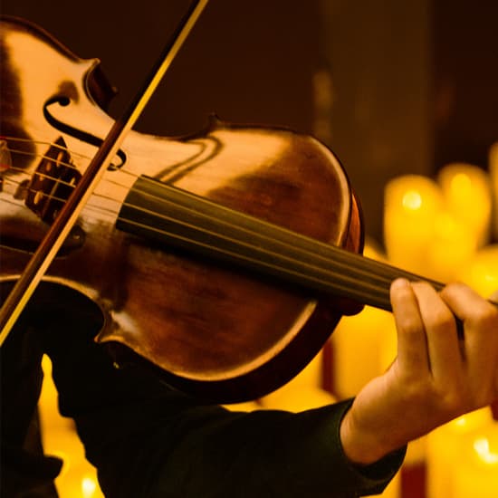 Official cover of the event Candlelight: Compositores intemporais como Mozart, Bach e outros