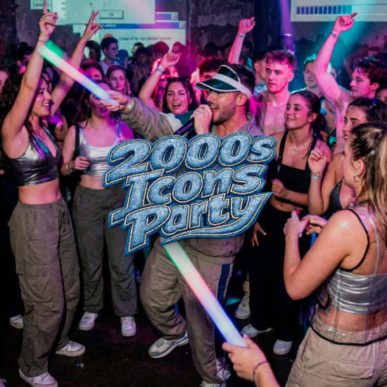 Official cover of the event 2000s Icons Party : une fête rétro pop