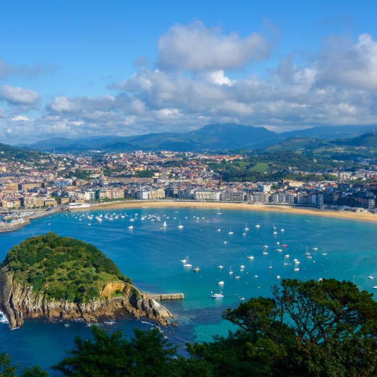 Official cover of the event San Sebastián: visita guiada de historias y leyendas con humor