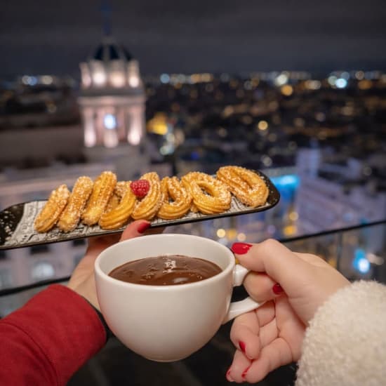 Official cover of the event Churros con chocolate desde el cielo de Madrid en Ella Sky Bar